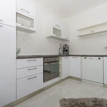 By The Sea Okrug Gornji, Ciovo - 6078 Apartment *